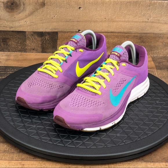 Nike Shoes - Nike Structure 17 Womens Shoes Size 8.5